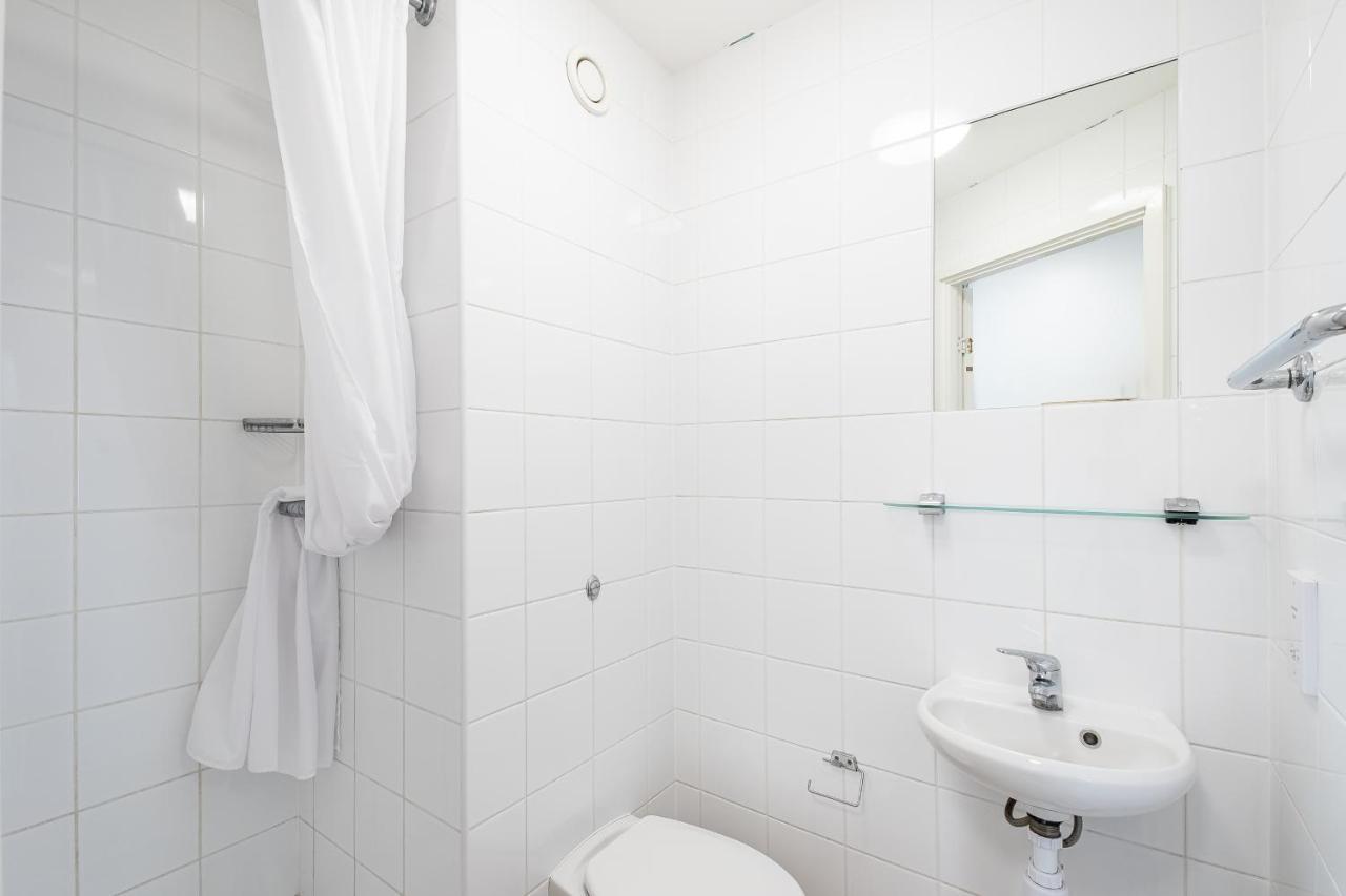 1 Night Free Comfortable Ensuite Rooms, Gillingham - Sk Hoo Екстер'єр фото